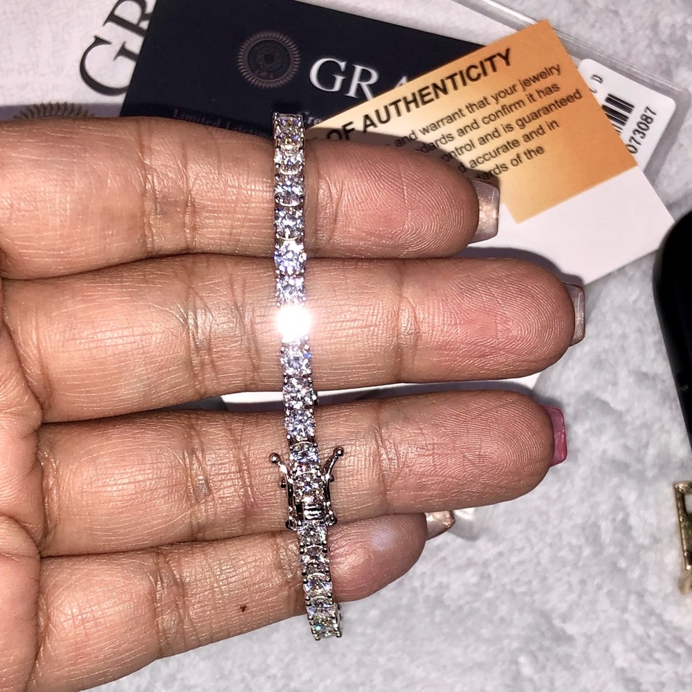 GRA certified VVS  moissanite diamond tennis bracelet 3.9mm Pass Diamond testers